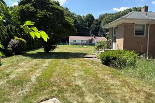 18 Four Rod Rd, Hamden, CT 06514 - Photo 21