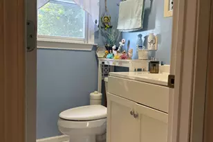 70 Fisher Ct, Stratford, CT 06614 - Photo 11