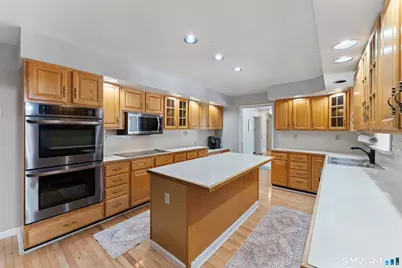 11 Lochdale Drive, Montville, CT 06370 - Photo 3