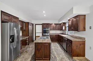345 Payne Dr, Cheshire, CT 06410 - Photo 11