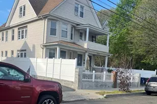 16 Charron St, Bridgeport, CT 06606 - Photo 15