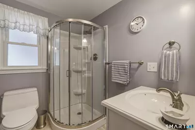 106 Academy Street, Bristol, CT 06010 - Photo 23