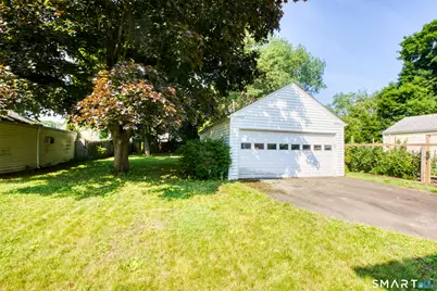 42 Thompson Street, Hamden, CT 06518 - Photo 27