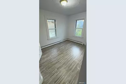 1036 Maplewood Avenue #1, Bridgeport, CT 06604 - Photo 7