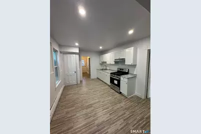 1036 Maplewood Avenue #1, Bridgeport, CT 06604 - Photo 9