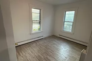 1036 Maplewood Ave, Bridgeport, CT 06604 - Photo 5
