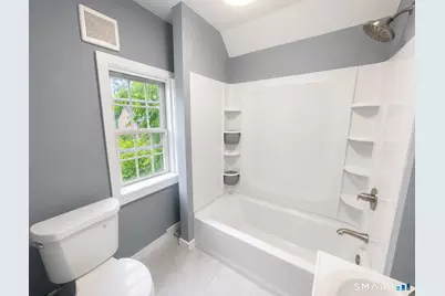 205-B Laurel Street, Hartford, CT 06105 - Photo 11