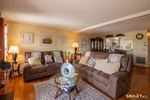 55 Mill Plain Rd, Danbury, CT 06811 - Photo 17