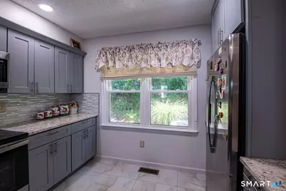 55 Mill Plain Road #25-3, Danbury, CT 06811 - Photo 13