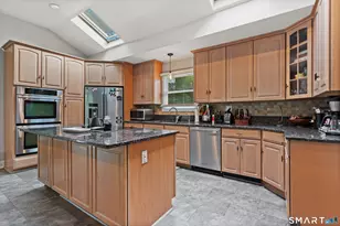 41 Wilkes Rd, Danbury, CT 06811 - Photo 3