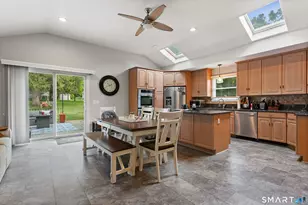 41 Wilkes Rd, Danbury, CT 06811 - Photo 3