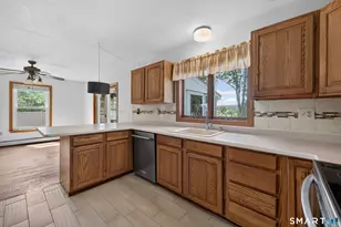 7 Massapeag Point Rd, Montville, CT 06382 - Photo 13
