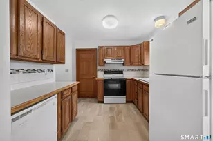 7 Massapeag Point Rd, Montville, CT 06382 - Photo 29