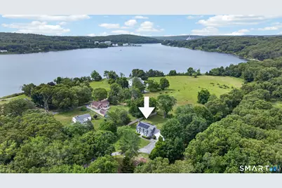 7 Massapeag Point Road, Montville, CT 06382 - Photo 3
