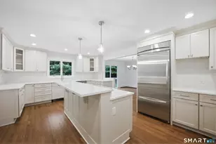 21 Deepwood Rd, Weston, CT 06883 - Photo 3
