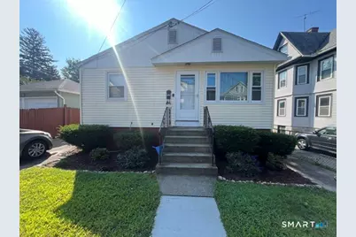 12 Pleasant Street, New London, CT 06320 - Photo 1