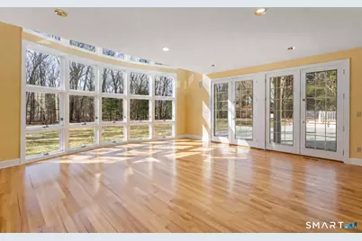 11 Highview Drive, Woodbridge, CT 06525 - Photo 3