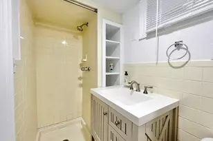 28 Wessels Pl, Greenwich, CT 06830 - Photo 13