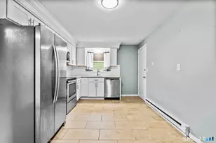 24 College St, Clinton, CT 06413 - Photo 7