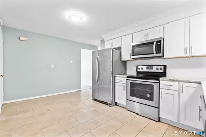 24 College Street #6, Clinton, CT 06413 - Photo 5