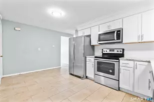 24 College St, Clinton, CT 06413 - Photo 5