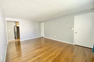 24 College St, Clinton, CT 06413 - Photo 5