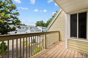15 Peddlars Dr, Branford, CT 06405 - Photo 13