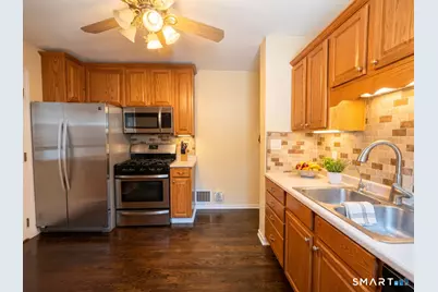 33 Salem Road, East Hartford, CT 06118 - Photo 9