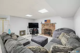 42 Oak Lawn Dr, Barkhamsted, CT 06042 - Photo 13