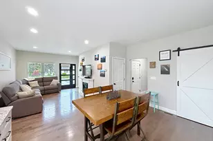 21 Birge Ave, Windsor Locks, CT 06096 - Photo 3