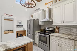 58 Sleepy Hollow Ln, Stamford, CT 06907 - Photo 9