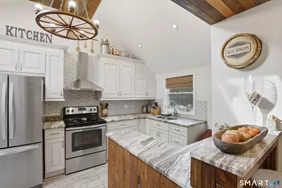 58 Sleepy Hollow Lane, Stamford, CT 06907 - Photo 7