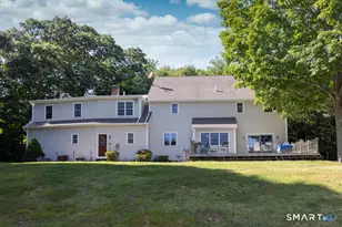 53 Oakridge Dr, Westbrook, CT 06498 - Photo 5
