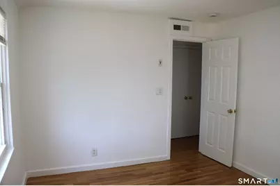 264 Pearl Harbor Street, Bridgeport, CT 06610 - Photo 19