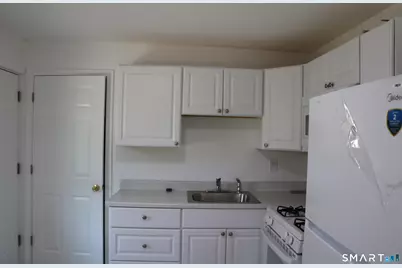 264 Pearl Harbor Street, Bridgeport, CT 06610 - Photo 9