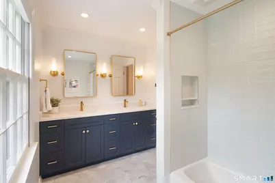 667 Carter Street, New Canaan, CT 06840 - Photo 23
