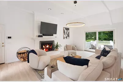 667 Carter Street, New Canaan, CT 06840 - Photo 17