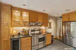 869 Farmington Ave, West Hartford, CT 06119 - Photo 7