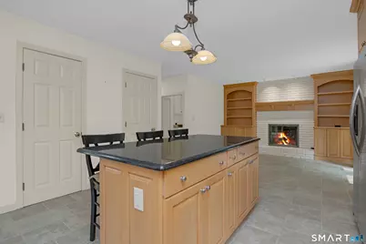 334 Cavan Lane #334, Glastonbury, CT 06033 - Photo 5