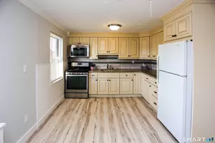1060 E Main St, Stamford, CT 06902 - Photo 3