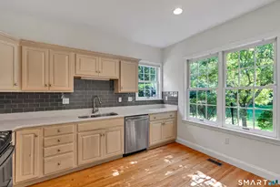 6 Wyckford Ln, Old Lyme, CT 06371 - Photo 27