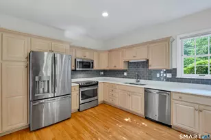 6 Wyckford Ln, Old Lyme, CT 06371 - Photo 27