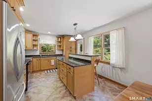 11 Birdseye Rd Ext, Shelton, CT 06484 - Photo 9