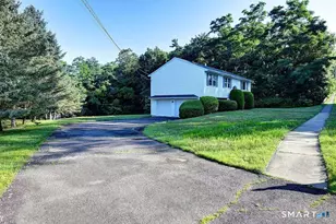 54 Skyview Dr, Naugatuck, CT 06770 - Photo 3