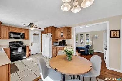 9 Sam Street, Enfield, CT 06082 - Photo 15