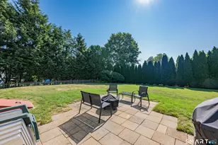 9 Sam St, Enfield, CT 06082 - Photo 5