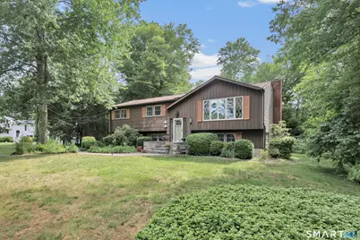 23 Leighton Court, North Haven, CT 06473 - Photo 1
