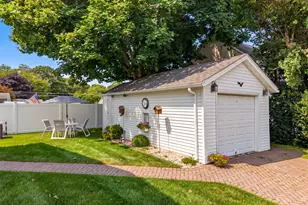30 Neptune Dr, Old Saybrook, CT 06475 - Photo 27