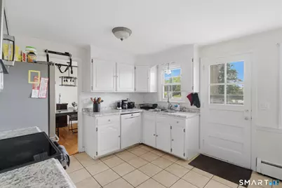 77 Clarendon Terrace, Newington, CT 06111 - Photo 19