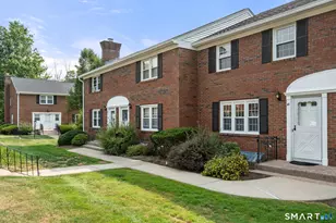 48 Brandywine Ln, Suffield, CT 06078 - Photo 3